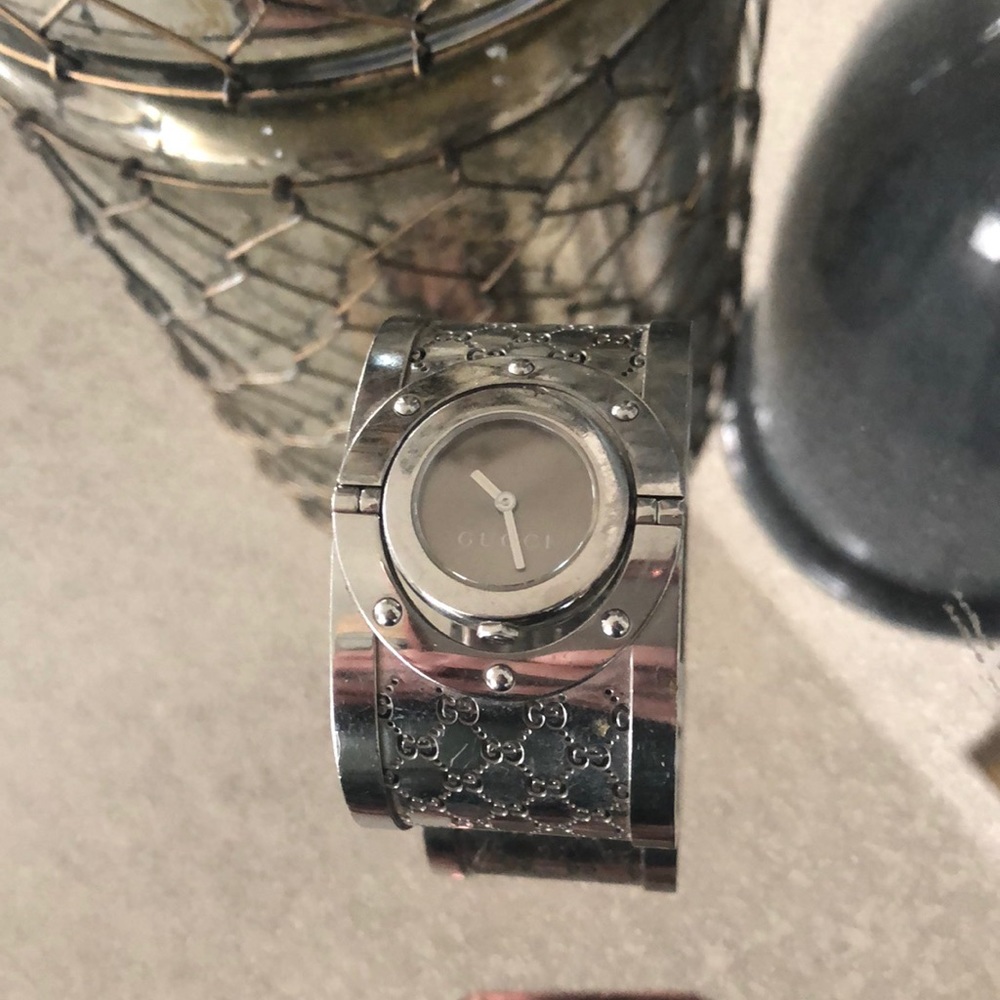 Gucci watch
